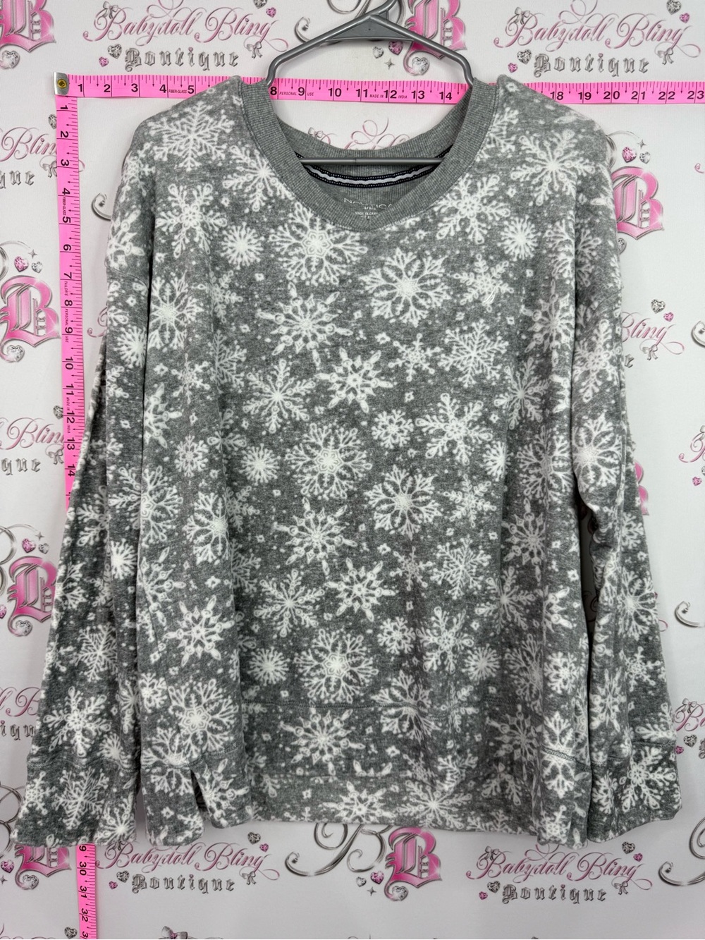 Nautica Gray and White Snowflake Crewneck Sweater long sleeve top